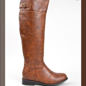 Breckelle’s High Riding Boots. Sz6